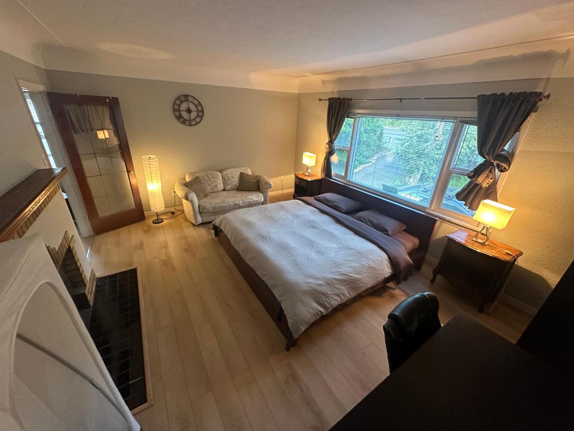 Artistic Apartment Near Downtown Victoria Exteriér fotografie