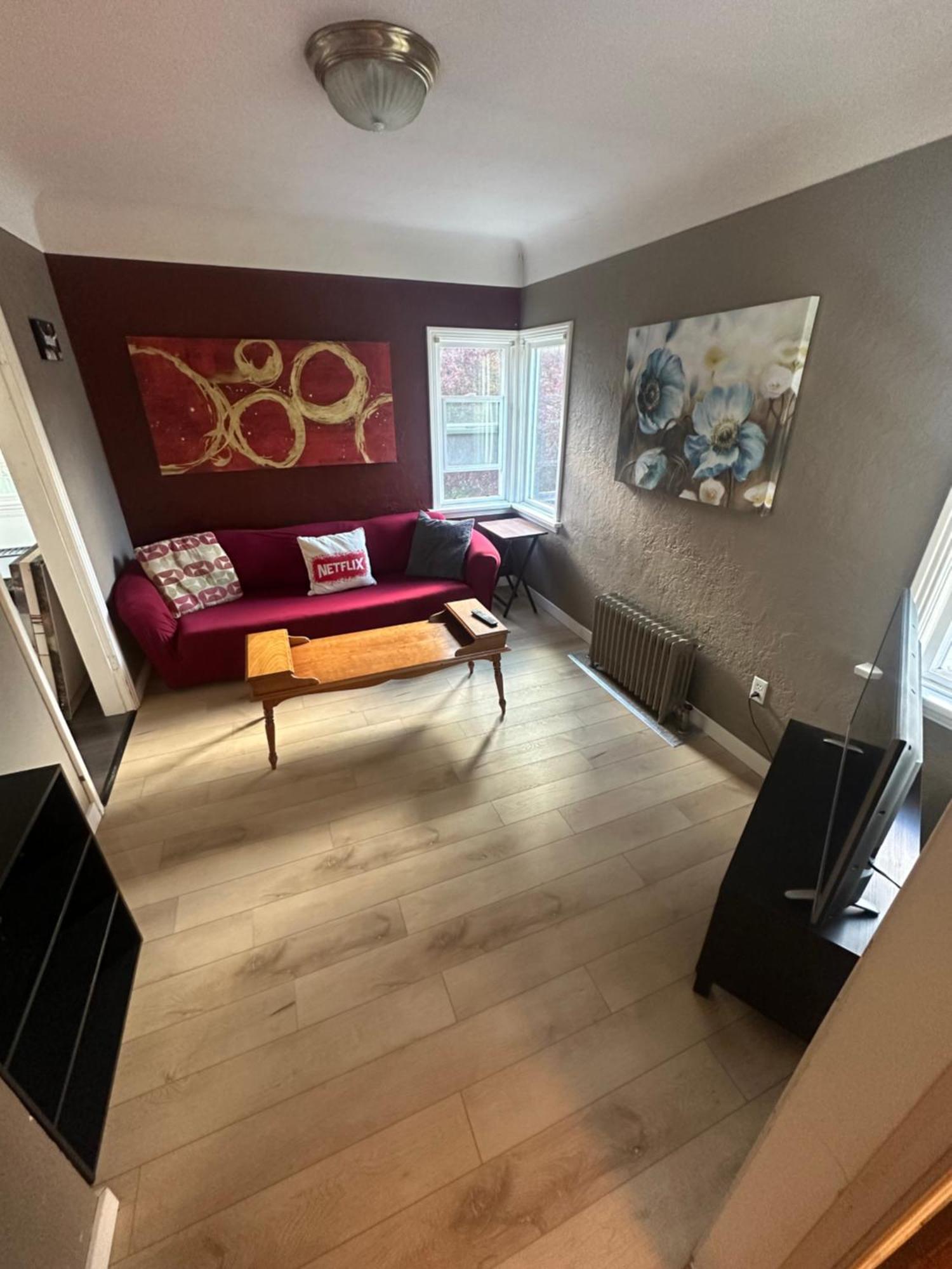 Artistic Apartment Near Downtown Victoria Exteriér fotografie